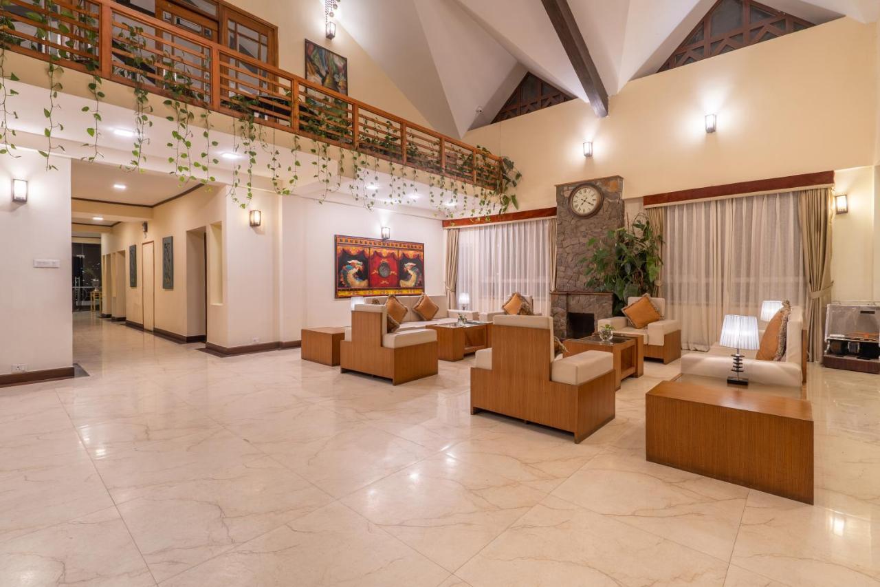 Summit Lillium Hotel & Spa Калимпонг Екстериор снимка