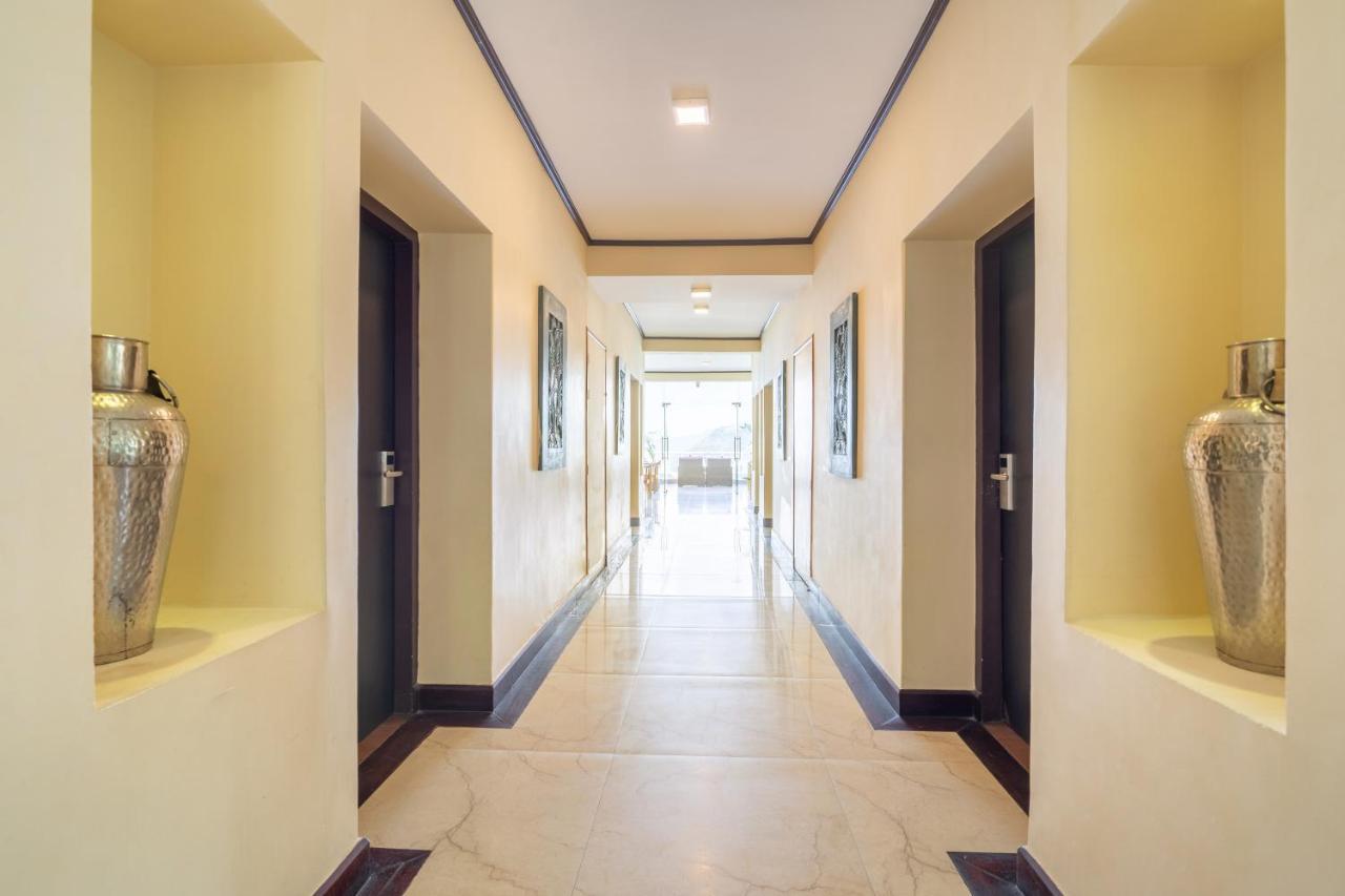 Summit Lillium Hotel & Spa Калимпонг Екстериор снимка